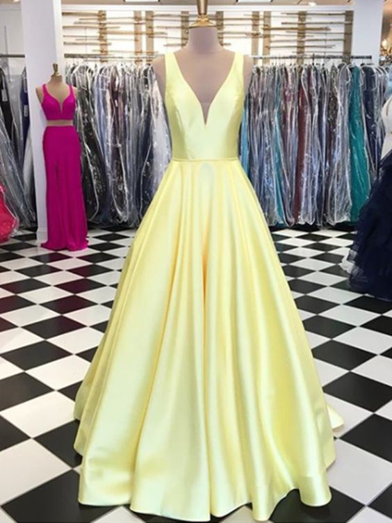 yellow princess dress