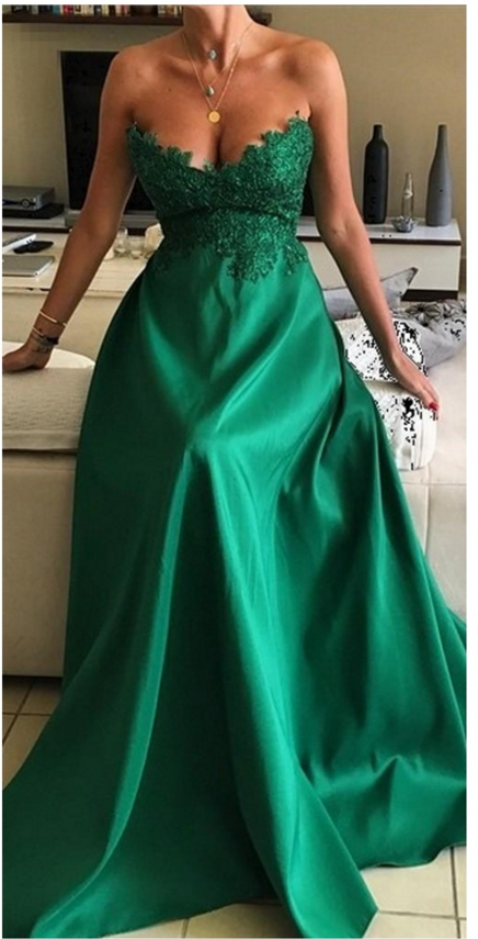 emerald green strapless prom dress