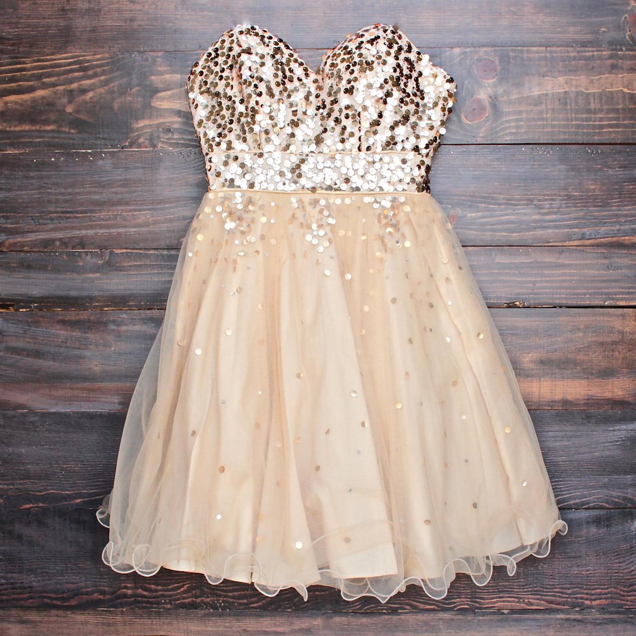 Glitter And Glam Sweetheart Strapless Gold Sequin Homecoming Dresses