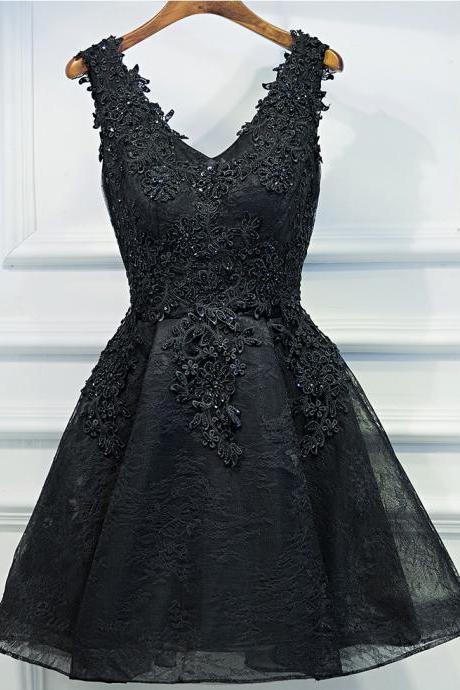  Black Floral Lace Appliqués Plunge V Sleeveless Short Homecoming Dress Featuring Lace-Up Back, Formal Dress