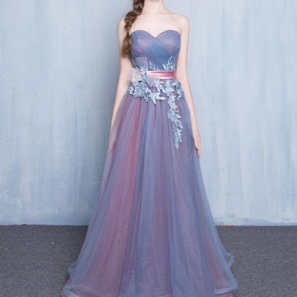 Vintage Inspired Strapless Sweetheart Lace Prom Dress Elegant Long