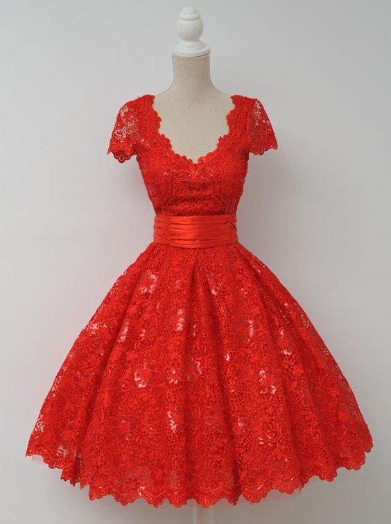 Sheath V Neck Cap Sleeve Lace Knee-Length Homecoming Dress, Beading Buttons main image 0