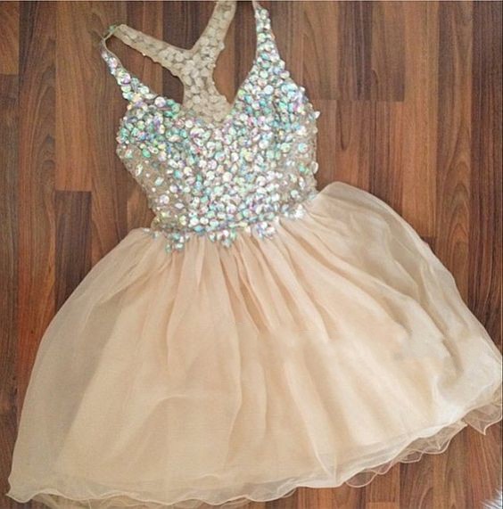 Short Chiffon Dress with Sweetheart Neck Shining Decor Peacock